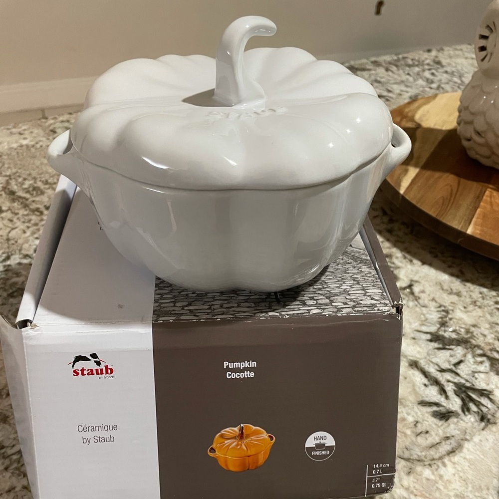 Staub petite pumpkin cocotte